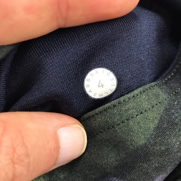 Lululemon Train Times 25" Aura Dark Chrome Multi - Picture 7 of 8